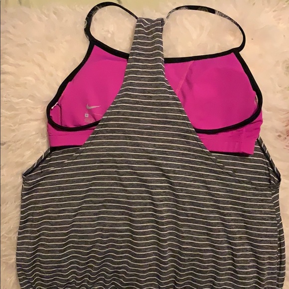 Nike Tank with built in sports bra - Picture 6 of 7